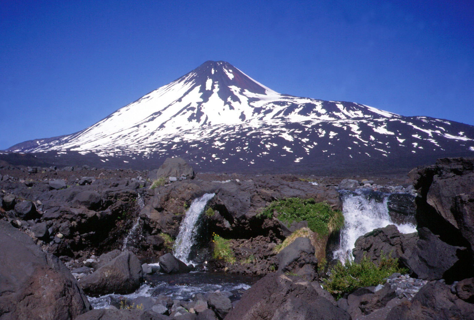 Volcán Antuco | Jespinos | Wikimedia