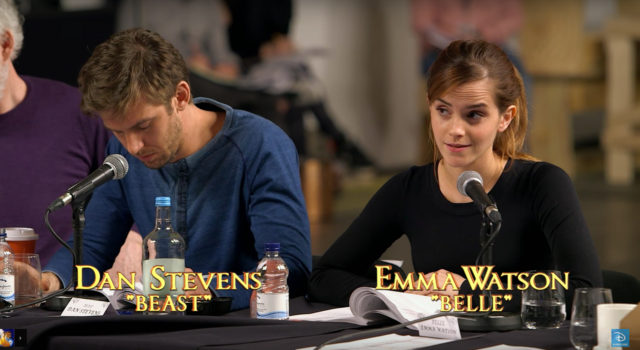 Emma Watson y Dan Stevens en lectura de guión de La Bella y la Bestia