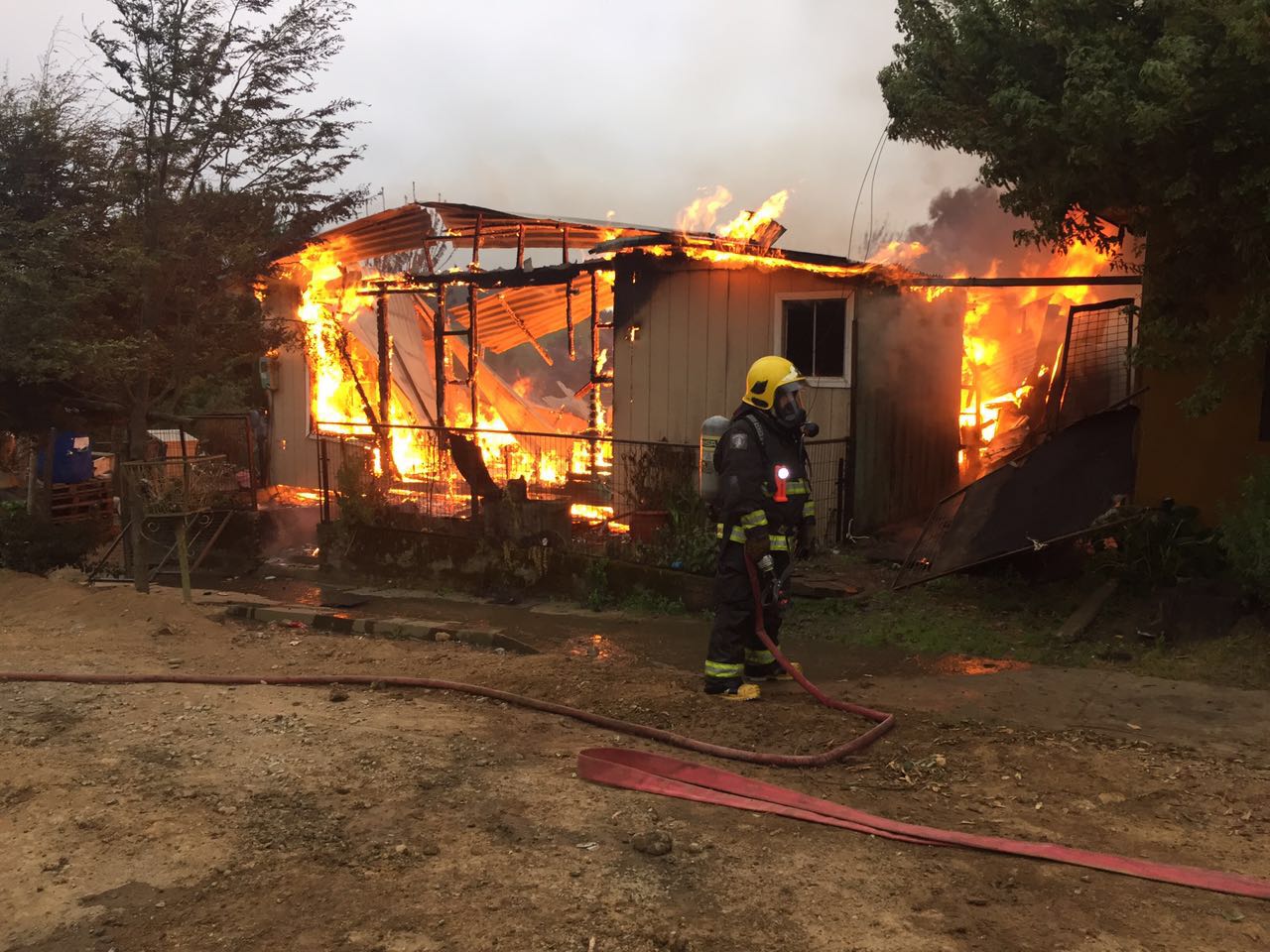 Dos viviendas resultaron afectadas por incendio en la comuna de Angol