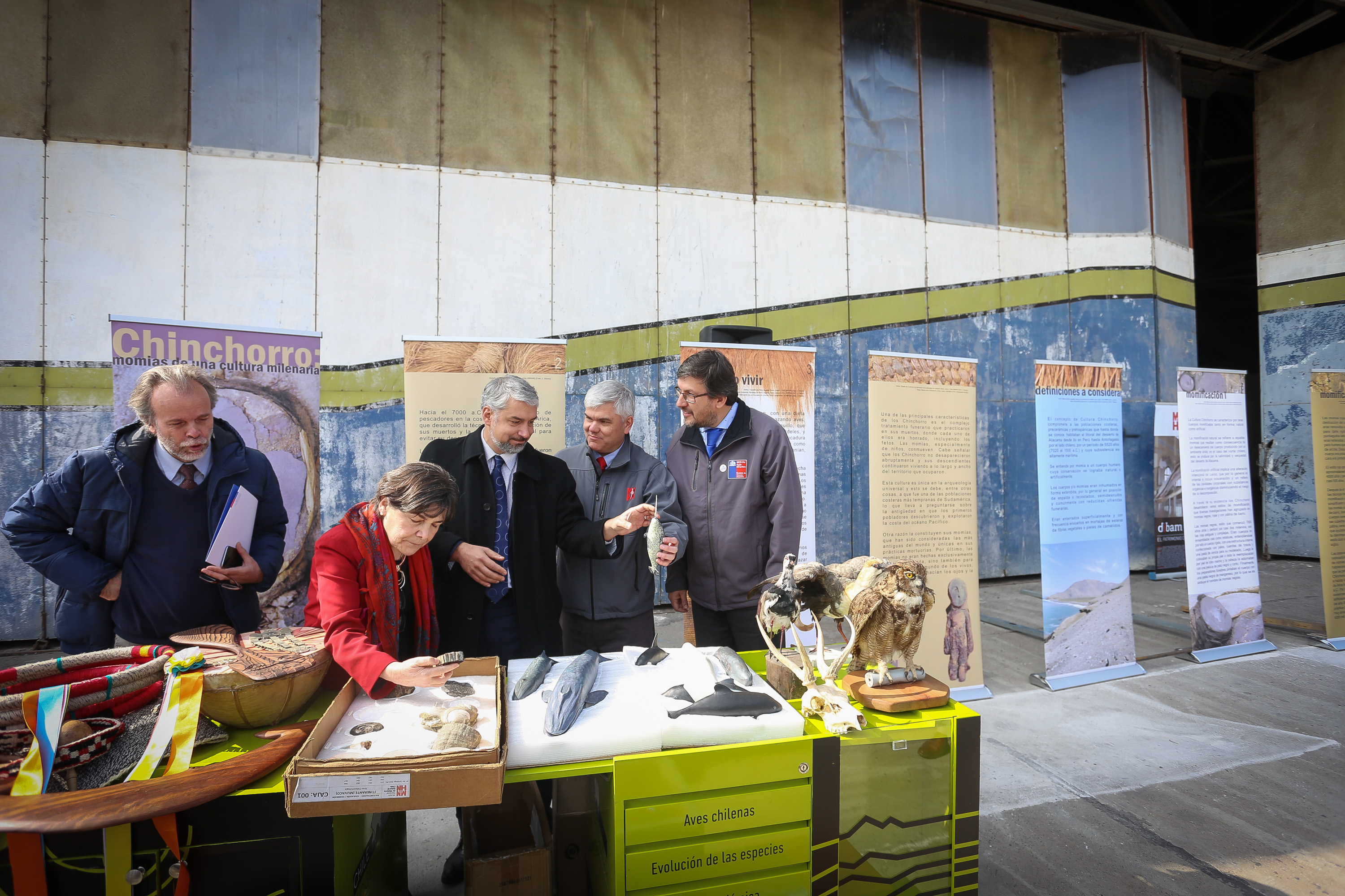 Autoridades lideran el traspaso de terreno en el ex aeródromo Cerrillos al Museo de Historia Natural