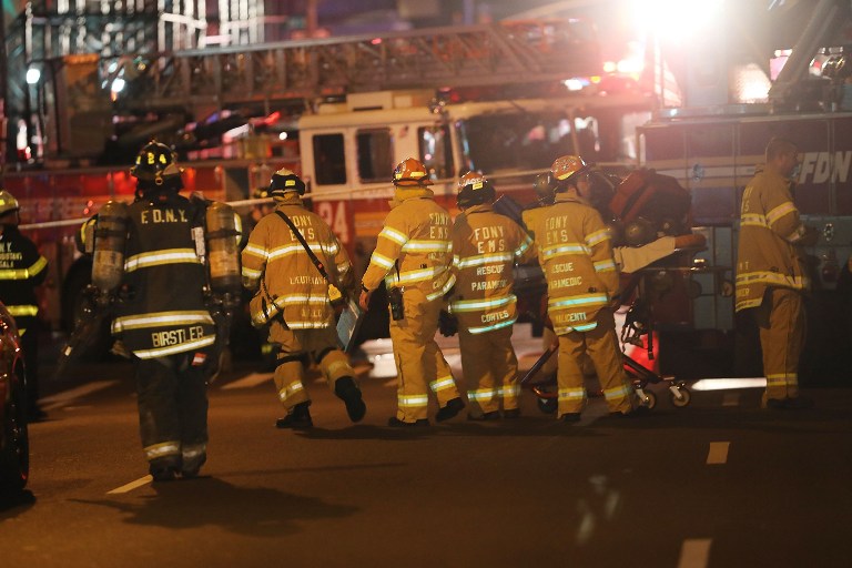 EXPLOSIÓN EN NUEVA YORK: bomberos