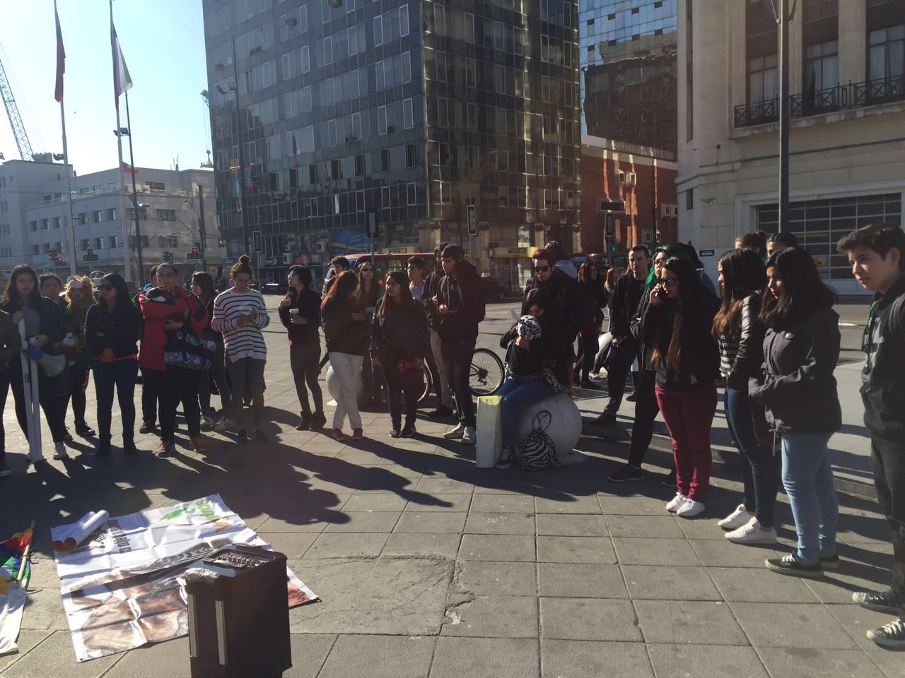 Manifestantes se congregan en Valparaíso para mostrar su rechazo al rodeo