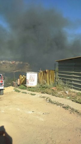 Incendio afecta a tres viviendas en la comuna de Villa Alemana