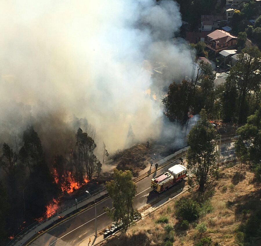 Incendio forestal en Miraflores