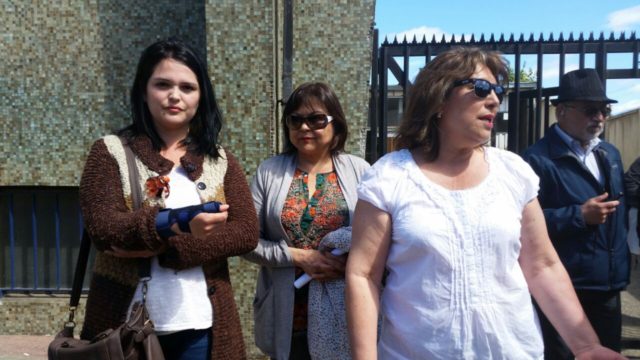 Funcionarias públicas de Valdivia denuncian abuso de poder y tocaciones sexuales de Carabineros