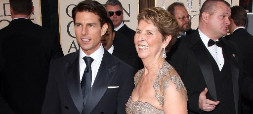 Tom Cruise junto a su madre en 2009 | AFP
