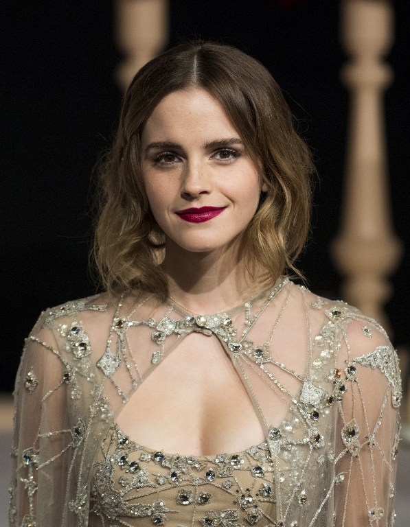 Emma Watson encanta con mágico vestido en premiere de "La bella y la bestia" en Shangai
