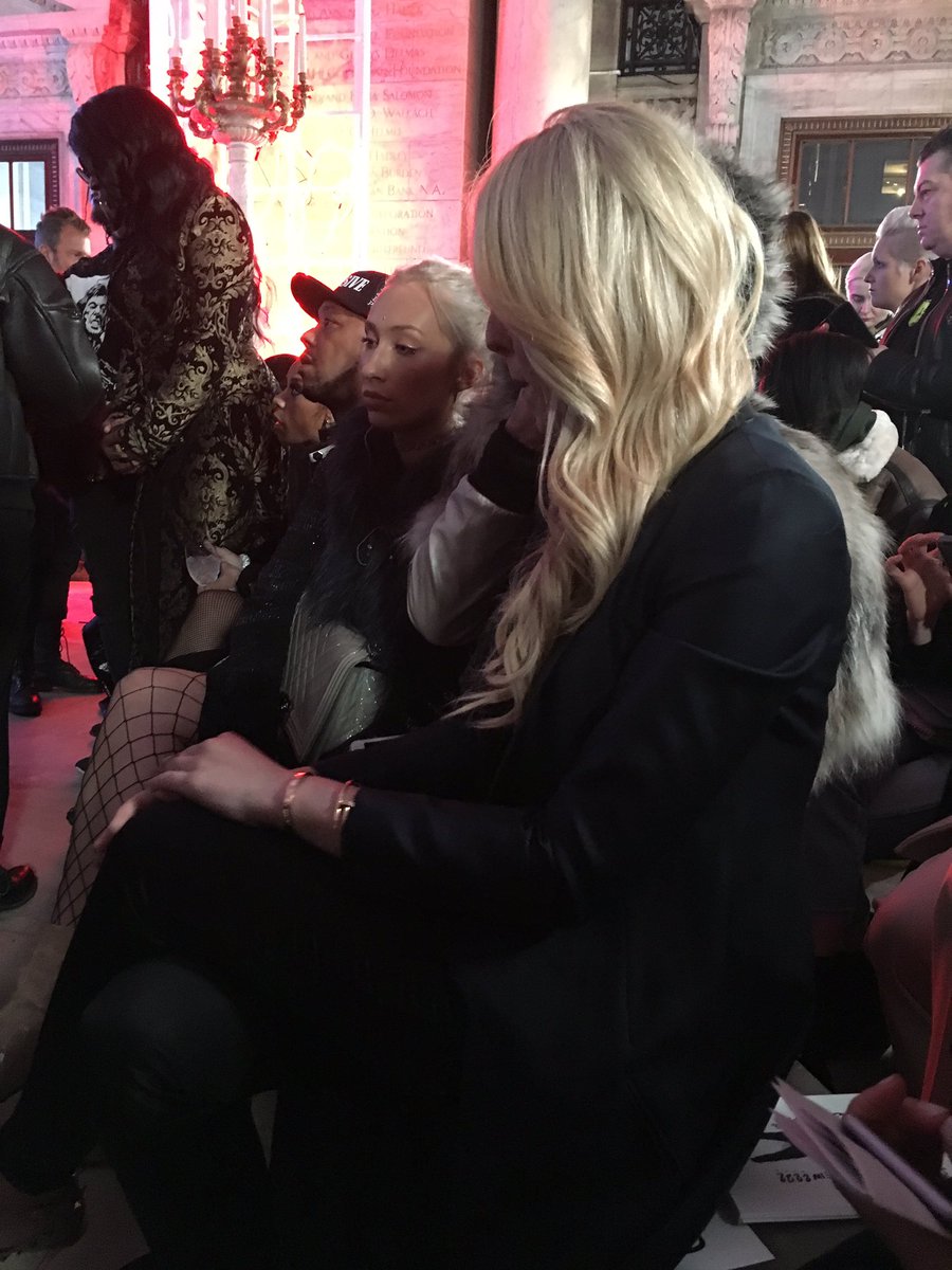 Nadie se quiso sentar junto a hija menor de Donald Trump en Semana de Moda de Nueva York