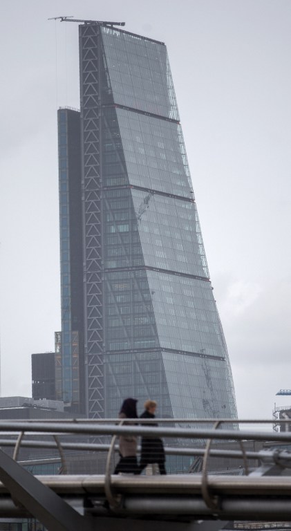 Magnate chino compra rascacielos conocido como "el rallador de queso" de Londres