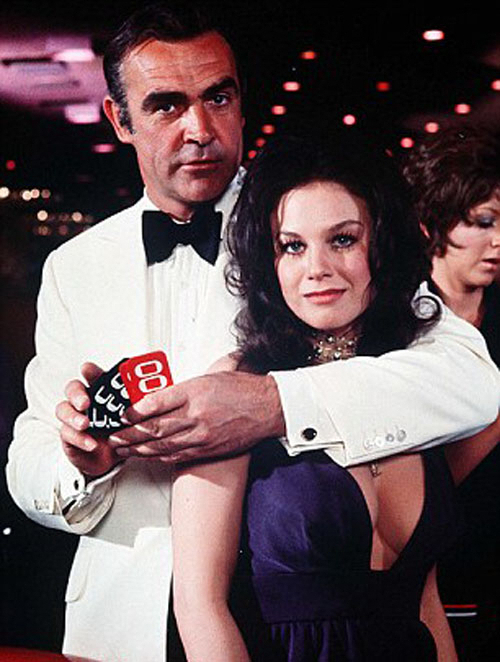 Lana Wood junto a Sean Connery en "Los diamantes son eternos"