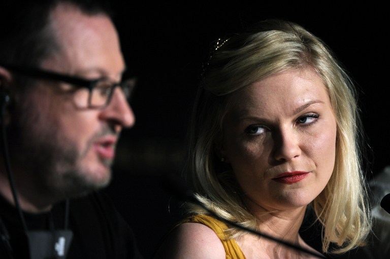 Lars Von Trier y Kirsten Dunst, en la polémica rueda de prensa de Cannes 201 | AFP | Anne-Christine Poujoulat 