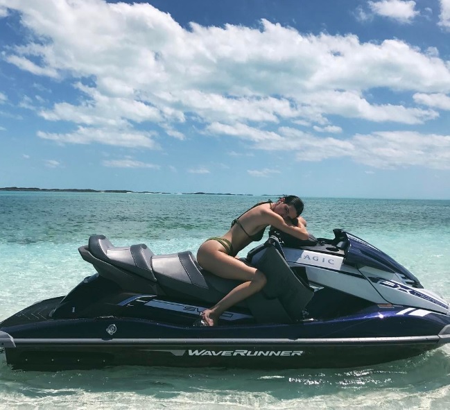 Kendall Jenner y Bella Hadid | Instagram