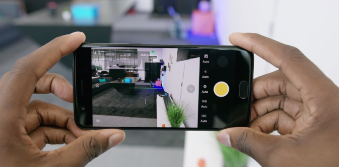 El OnePlus 5 en modo 'cámara' - Marques Brownlee | Youtube