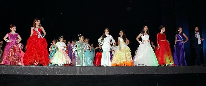 Competencia de trajes de noche | Miss Mini Chile | Facebook