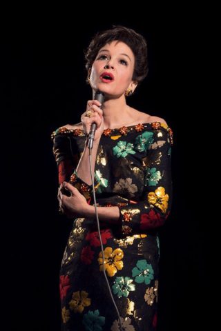 Renée Zellweger como Judy Garland