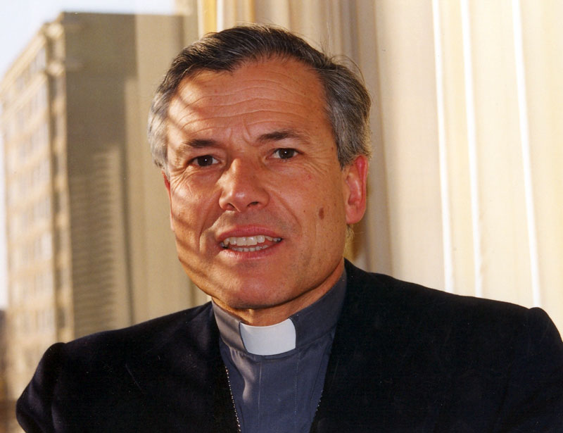 Arzobispo Caro | www.iglesia,cl