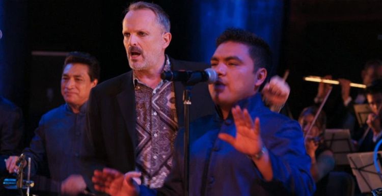 Miguel Bosé y Los Ángeles Azules | YouTube