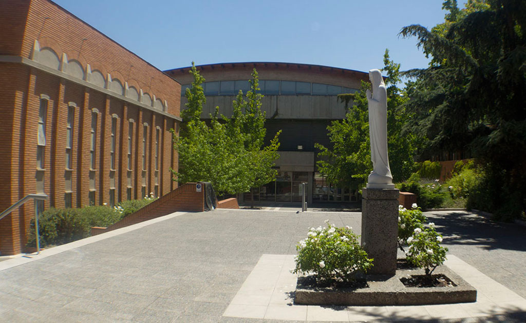 Colegio Cumbres