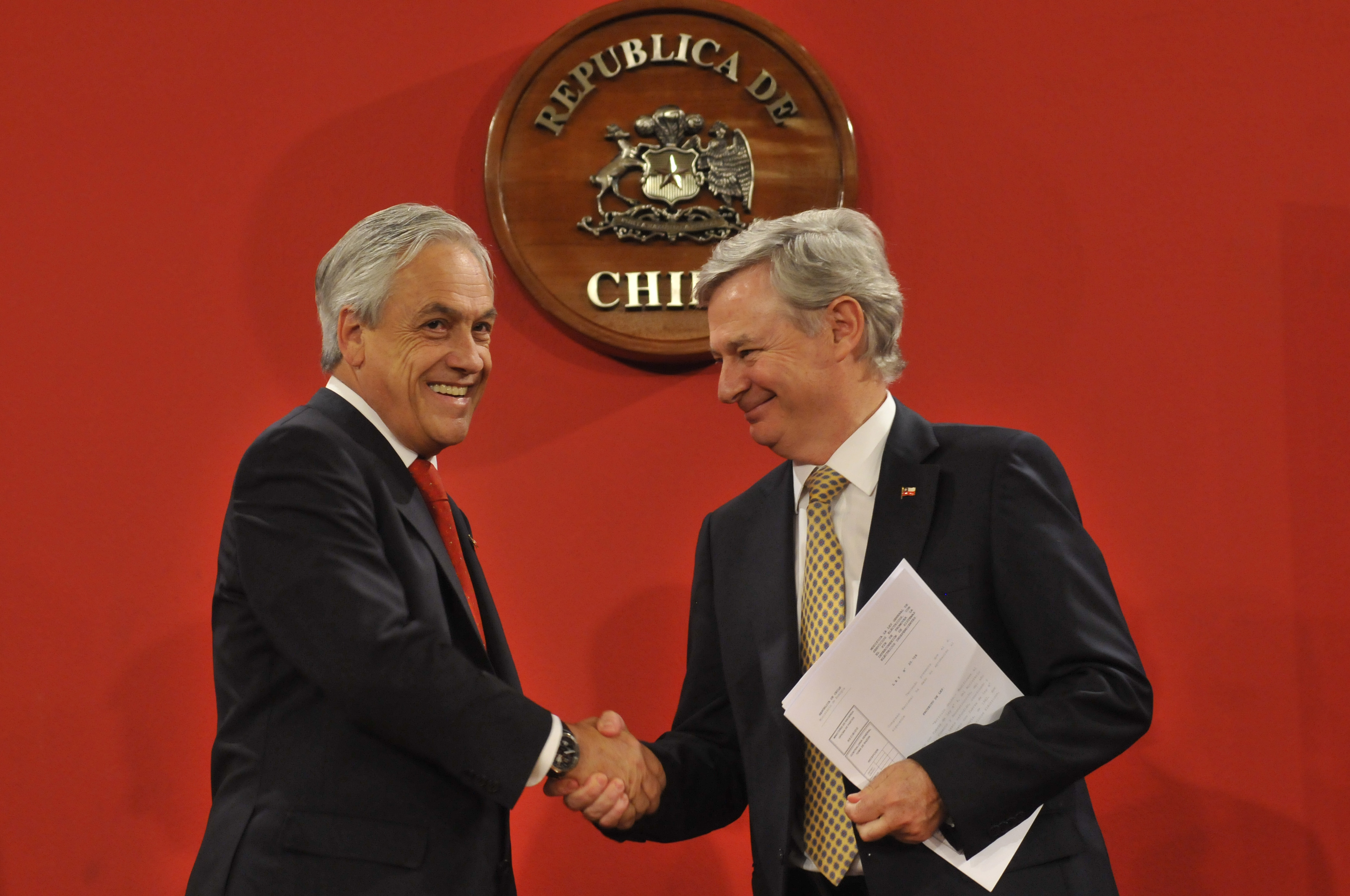 Sebastián Piñera y Jorge Bunster | Archivo | Agencia UNO