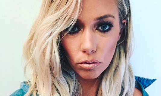 Kendra Wilkinson | Instagram