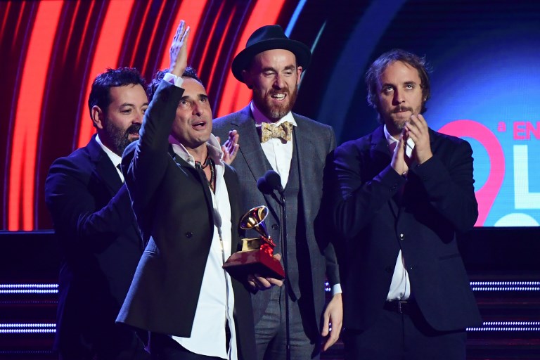 Jorge Drexler y su equipo | Agencia AFP | Robyn Beck 
