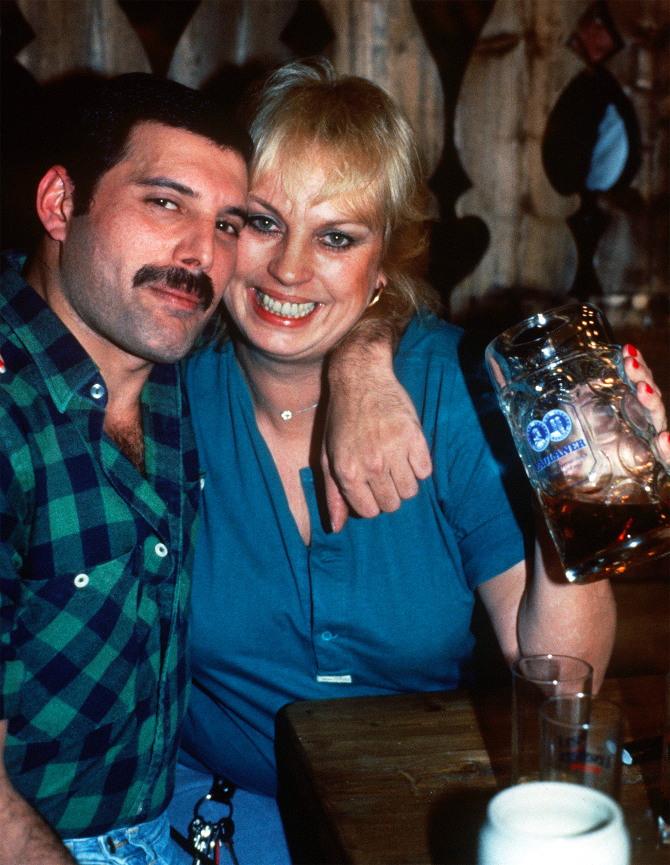 Barbara Valentin y Freddie Mercury 