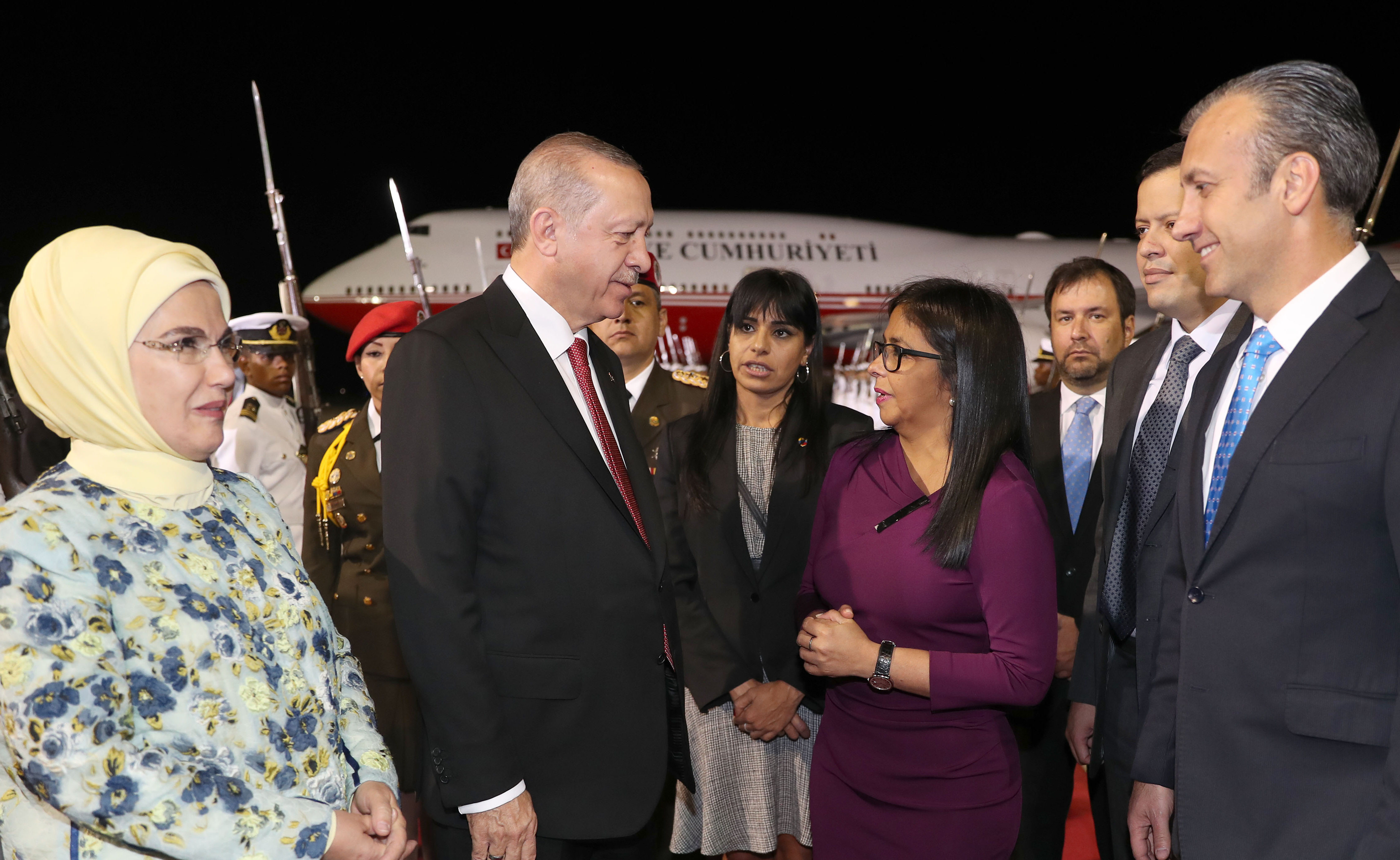 Erdogan es recibido por Delcy Rodríguez. Cem Oksuz | Servicio Presidencial de Prensa | Agence France-Presse