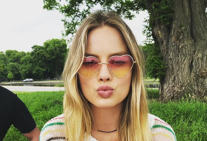 margotrobbie | Instagram 
