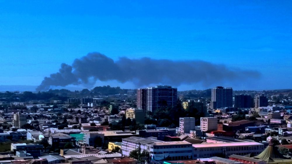 Viste del incendio desde Concepción la tarde de ayer miércoles | Gerson Guzmán (BBCL)