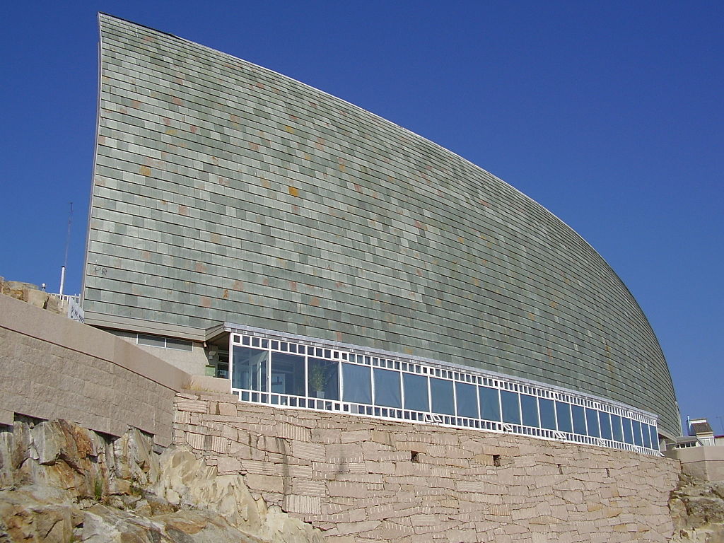 Domus, la Casa del Hombre (La Coruña, España), obra de Arata Isozaki.