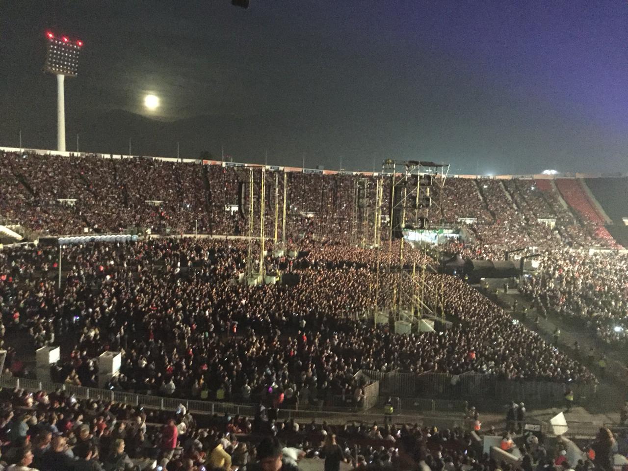 50 mil personas repletaron el estadio Nacional en la previa al concierto de  Paul McCartney | Artes y Cultura | BioBioChile