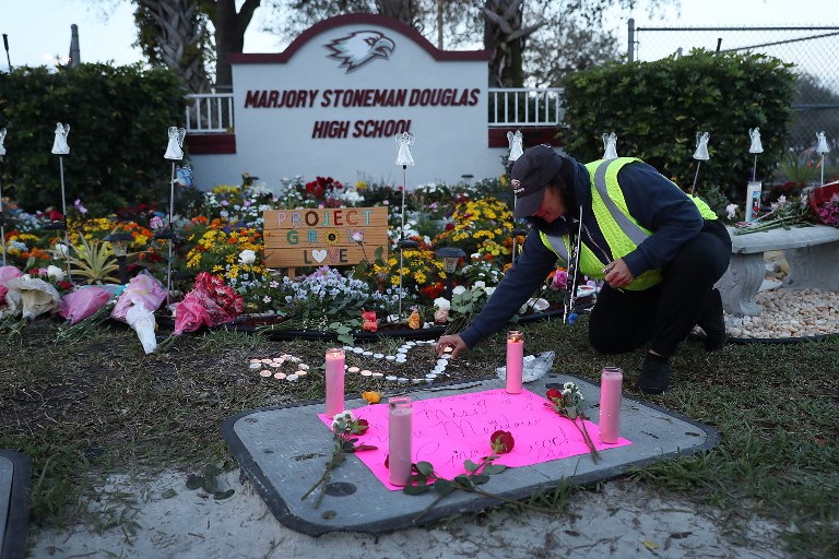 Homenaje a víctimas de tiroteo en Parkland | ARCHIVO | Agence France-Presse