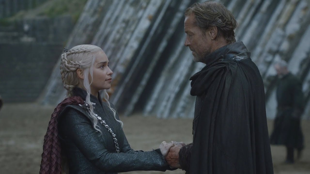 Iain Glen (derecha) en Game of Thrones