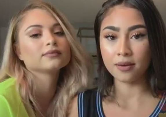 Paloma Mami y su hermana Sofía 