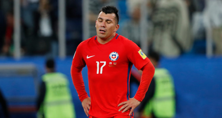 Alarma en La Roja: Gary Medel es la nueva preocupación de ...