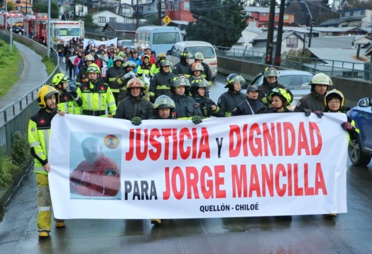 Marcha por Jorge Mancilla en Chiloé