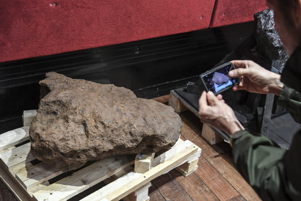 Roca de 364 kg y 60.000 años | Agence France-Presse