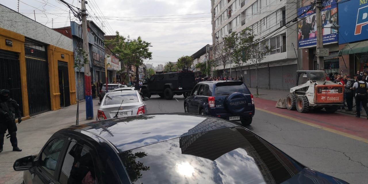 Operativo de la PDi en el centro de Santiago por delito de secuestro
