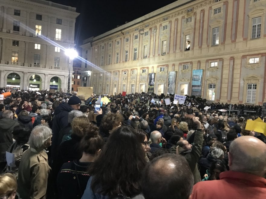Piazza De Ferrari / La Repubblica