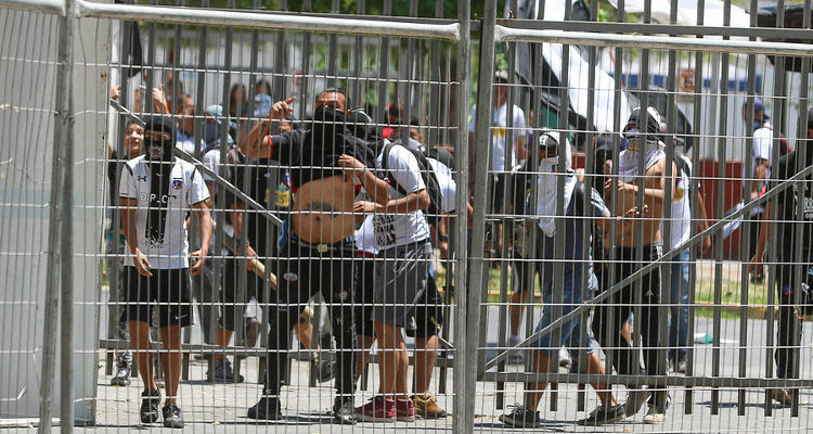 Partido Colo Colo-Coquimbo 'en jaque' tras escándalo en La Florida: alcalde de Macul pide suspensión