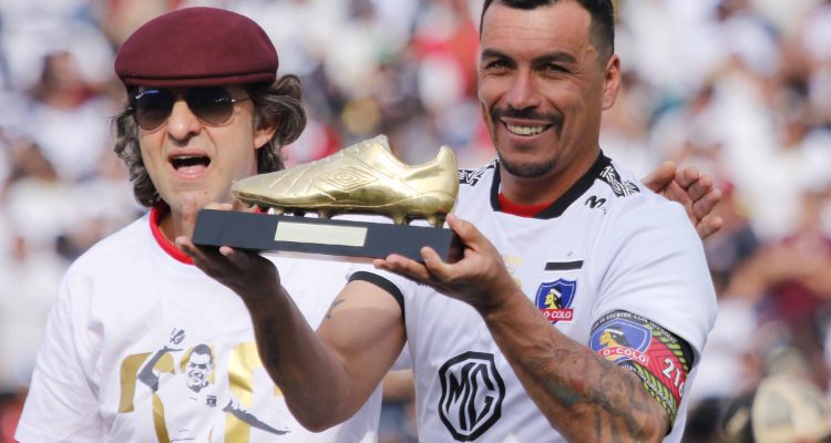 Paredes tendrá 'un round más': el contrato que lo vinculará por un año más a Colo Colo