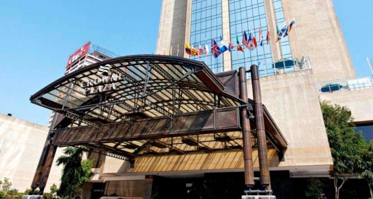 crowneplazasantiago.redhotelera.cl/