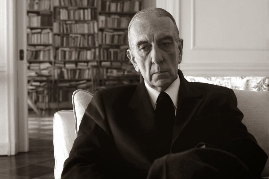 Armando Uribe.