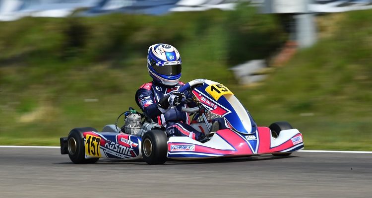 Twitter | @nicopino_piloto