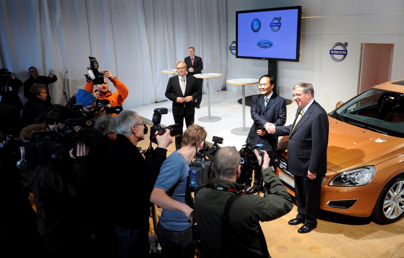 Volvo y Geely Holding