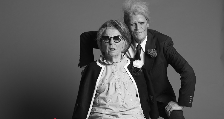 “Pobre Inés sentada ahí”, escenix.cl (c)