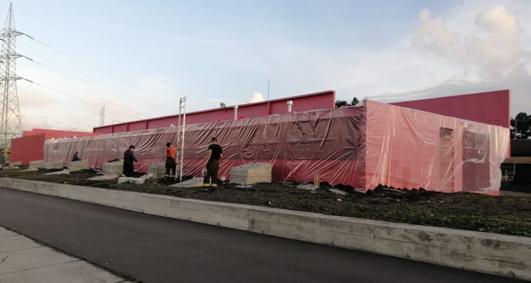 bomberos-cubren-cuartel-con-plastico-750x400.jpeg