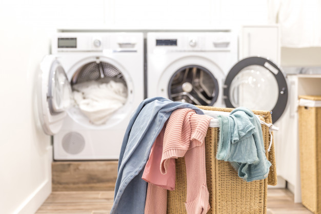 El sencillo truco para evitar que tu ropa quede con pelusas tras sacarla de  la lavadora, Vida