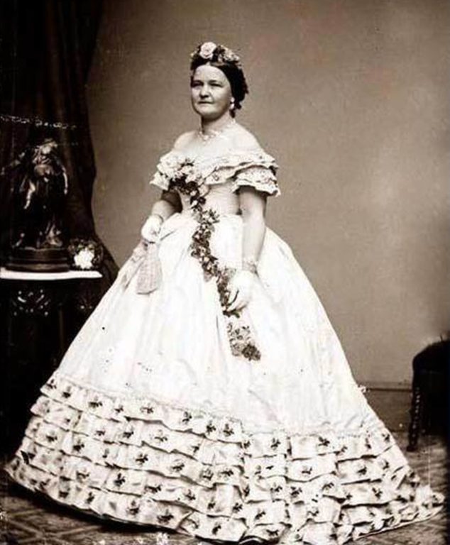 Mary Todd Lincoln con uno de los vestidos de Elizabeth Keckley.| elespanol.com
