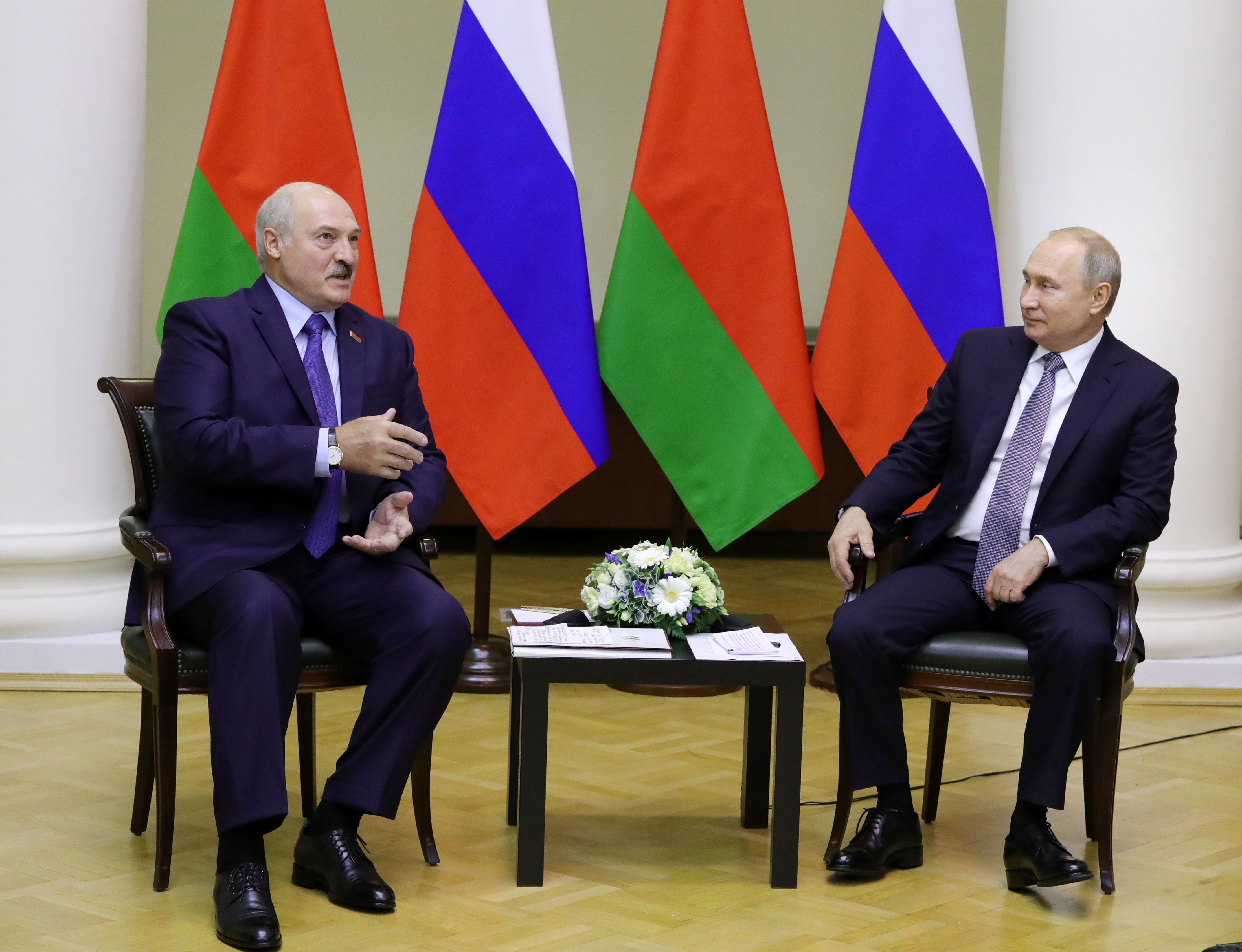 Alexander Lukashenko y Vladimir Putin | Agence France-Presse